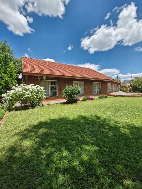 4 Bedroom Property for Sale in Vryburg North West